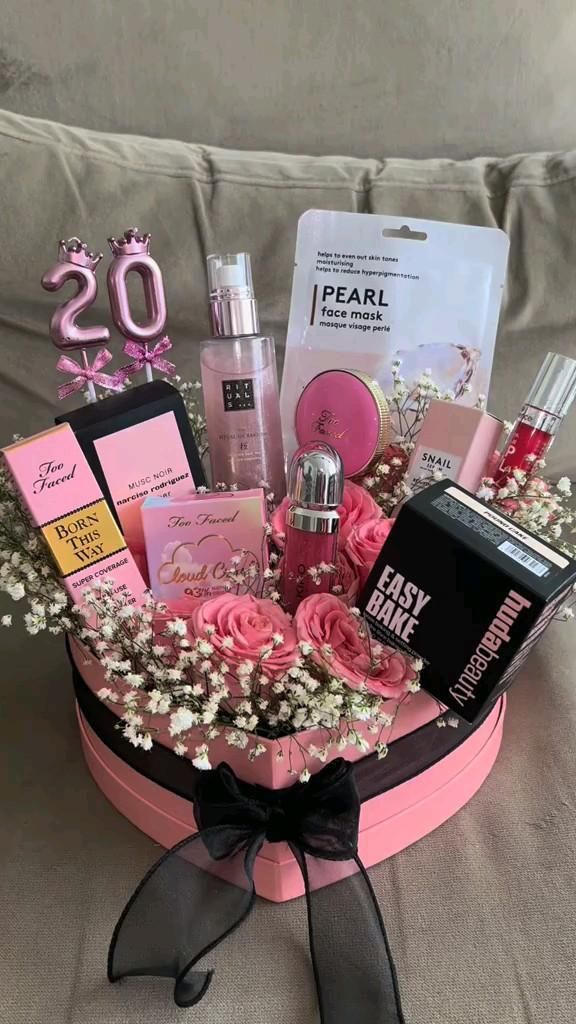 Custom Gift Hampers